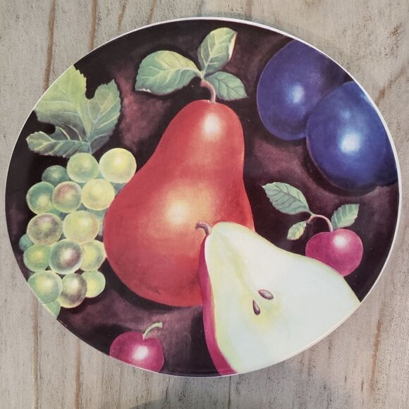 FURIO Eden Fruit Design Pear Grape Plumb Oval Salad 4 Plates, 8 3/8 inches - Picture 3 of 8